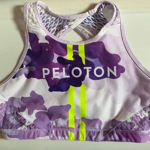 Size m peloton bra without pads